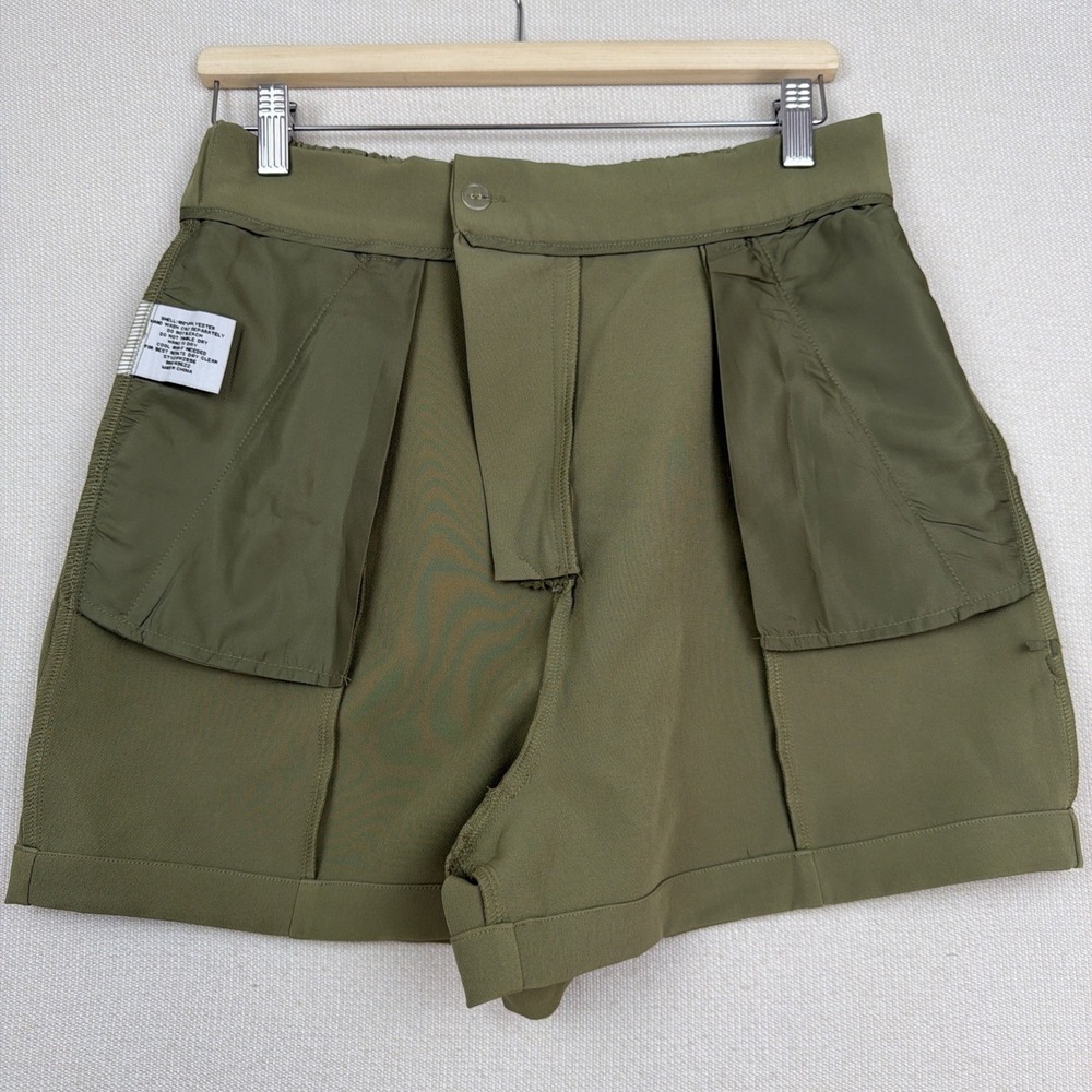 Walter Baker Women's Savannah Short Army L Pleated Preppy Elastic Waist in Back - Picture 9 of 12